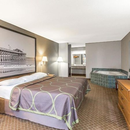 Super 8 By Wyndham Orangeburg Hotel Екстериор снимка